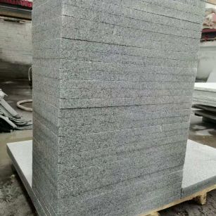石嘴山 花岗岩 地铺成品300*600，尺寸标准、厚薄均匀