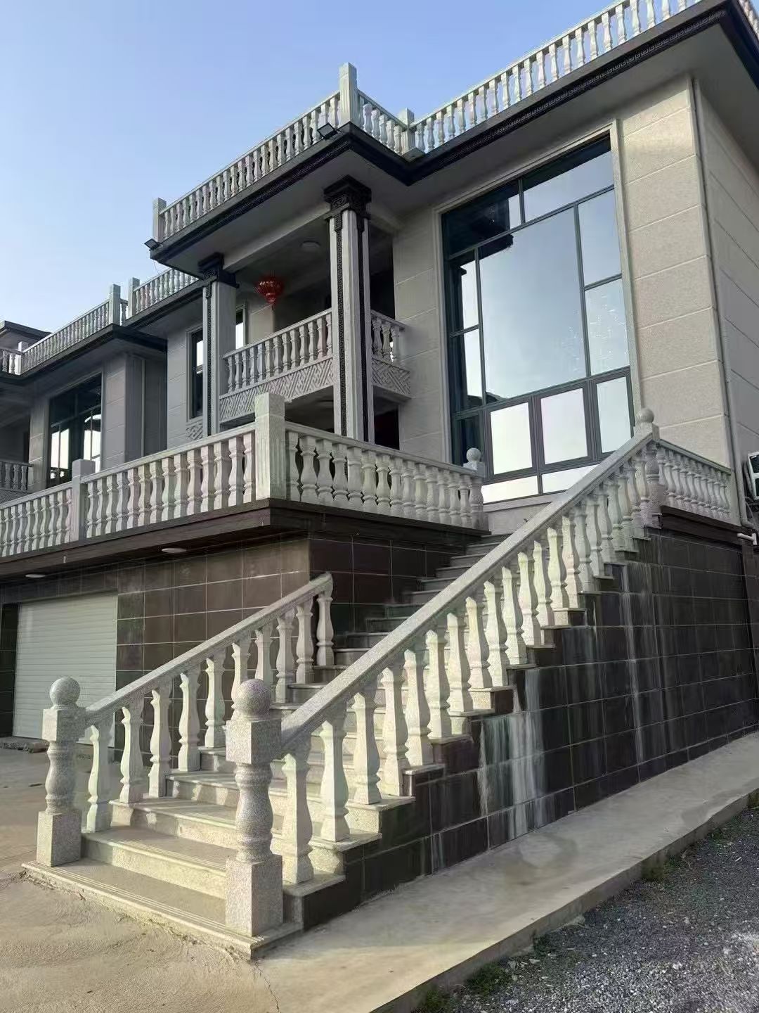 石嘴山 芝麻白别墅阳台栏杆，楼梯栏杆