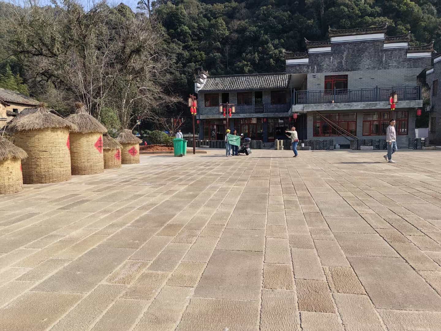 石嘴山仿古石铺装效果
