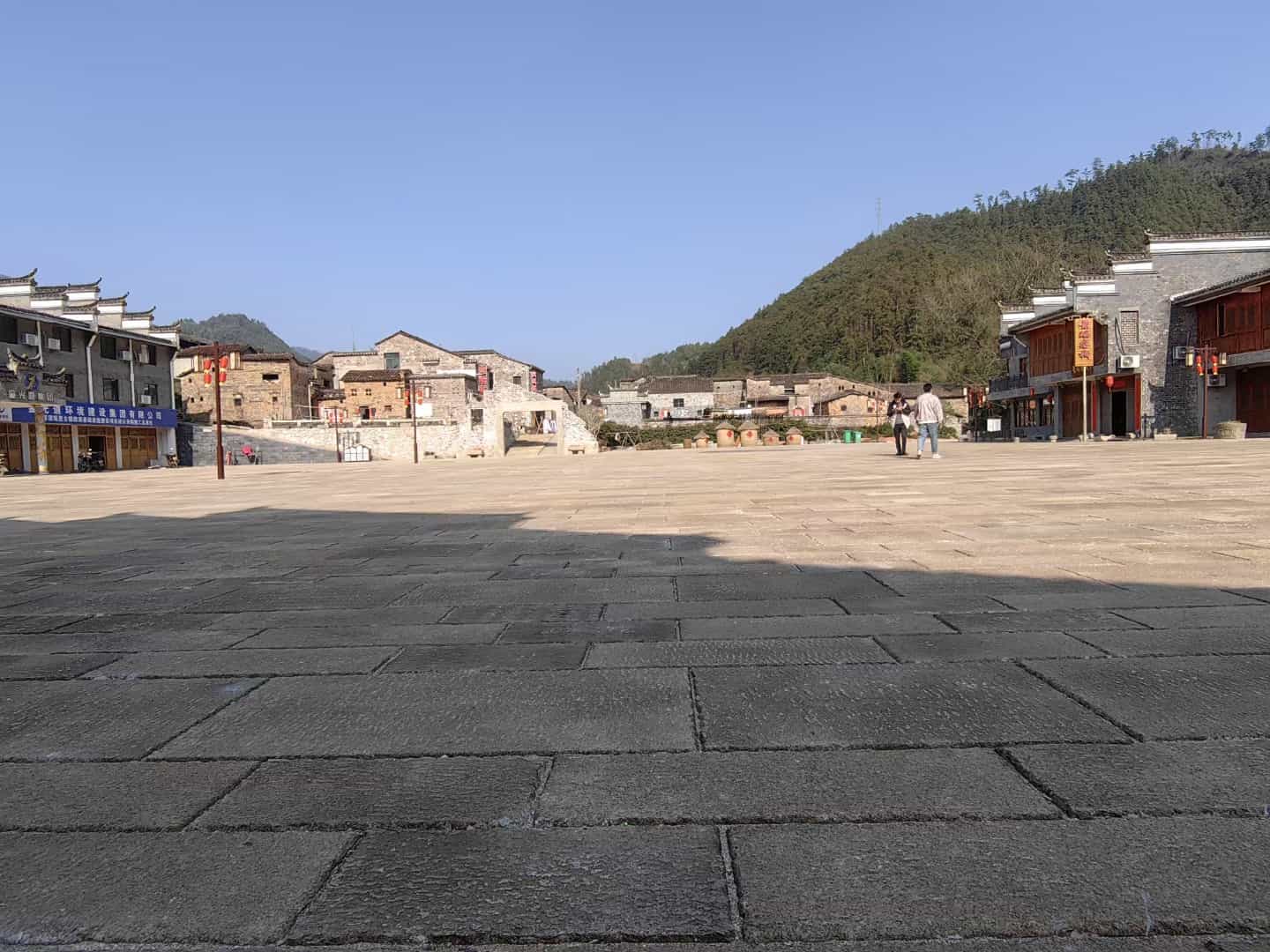 石嘴山仿古石铺装效果