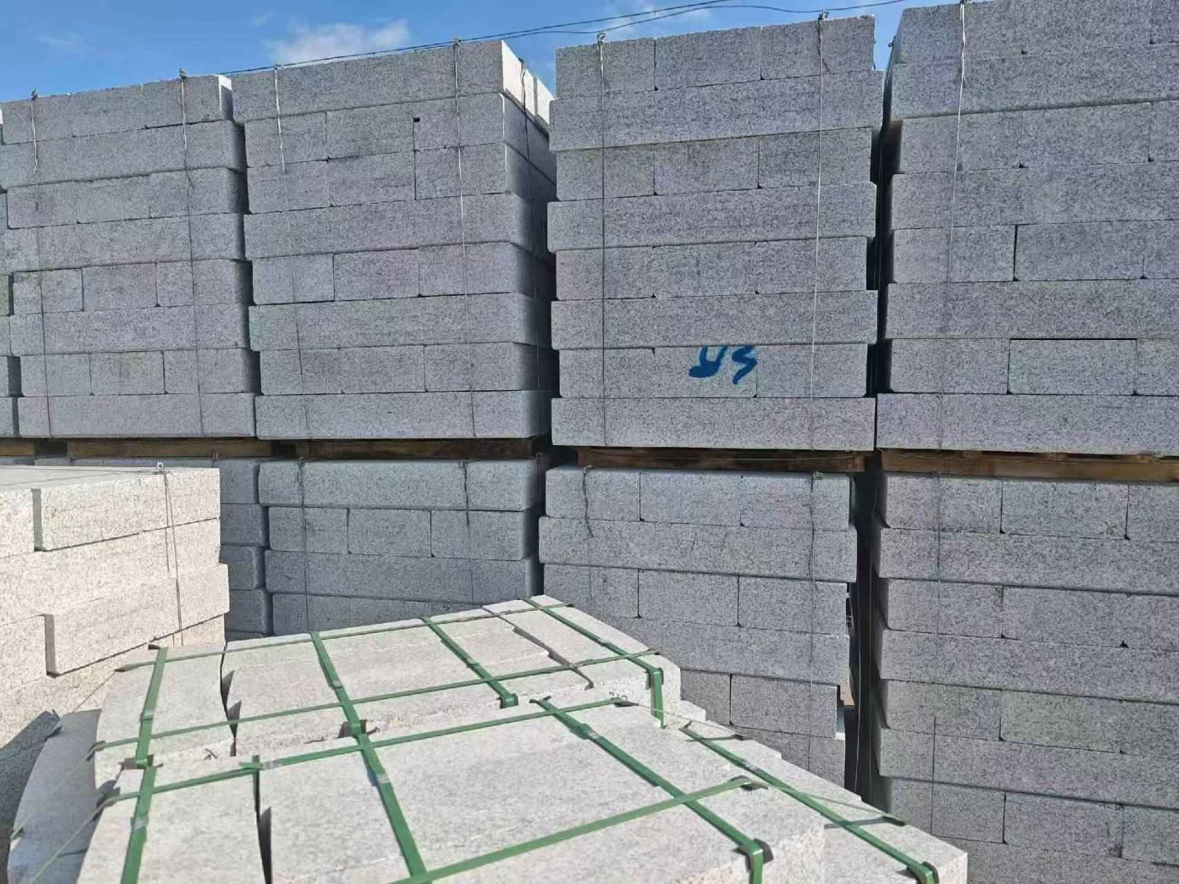 石嘴山 路沿石，路侧石-尺寸标准、颜色均匀