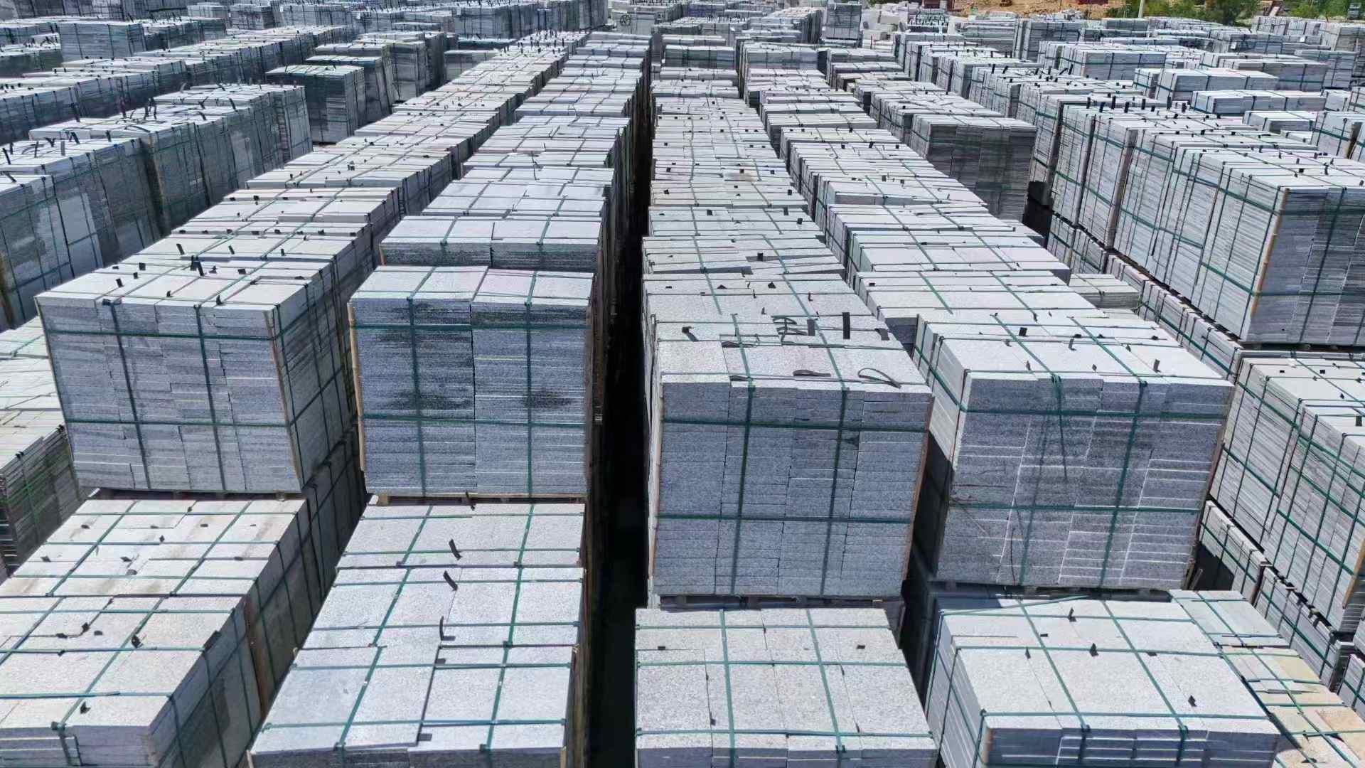 石嘴山 芝麻白、芝麻灰、芙蓉白地铺成品，大量现货